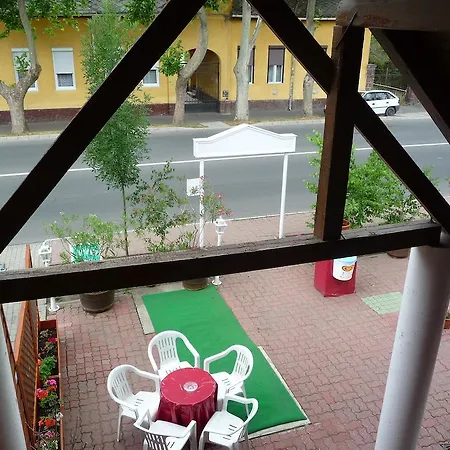 住宿加早餐酒店 夹竹桃住宿加早餐旅馆 *
